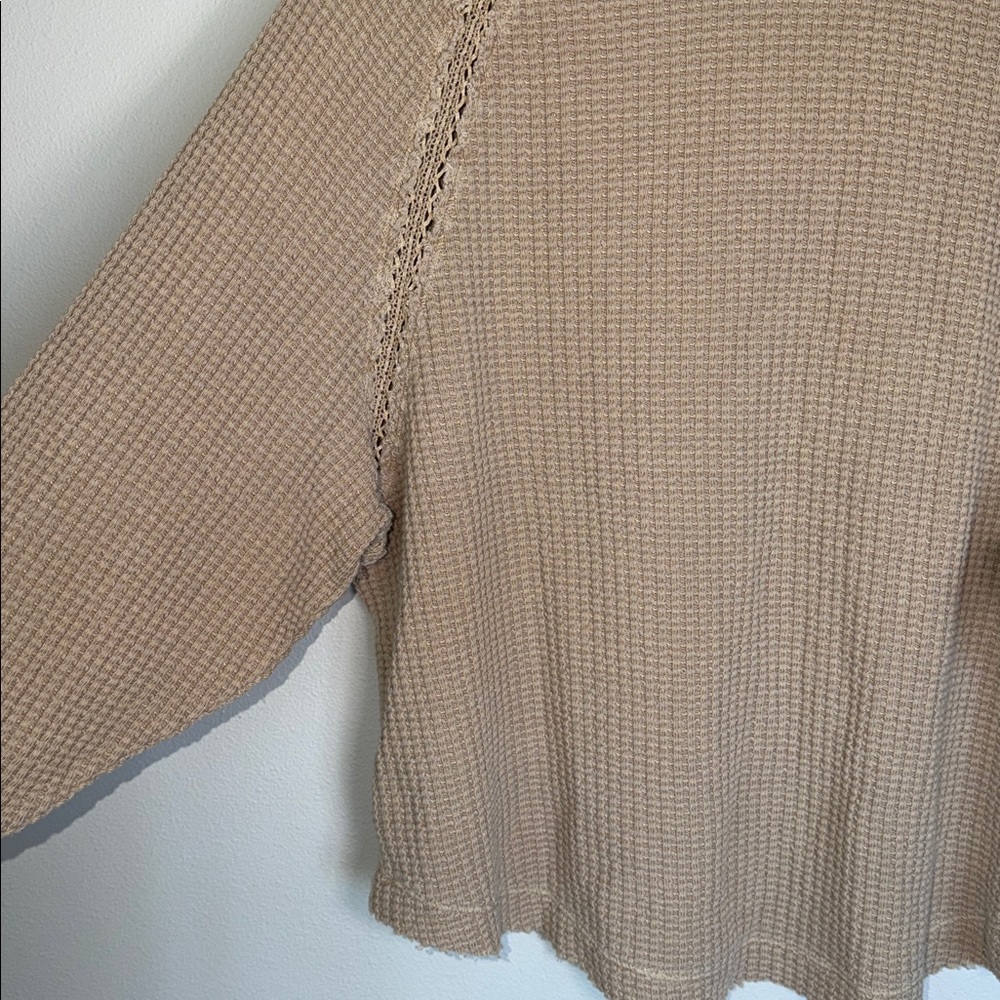 American Eagle Seriously Lived In Waffle Knit Oversized Sweatshirt - Picture 6 of 6